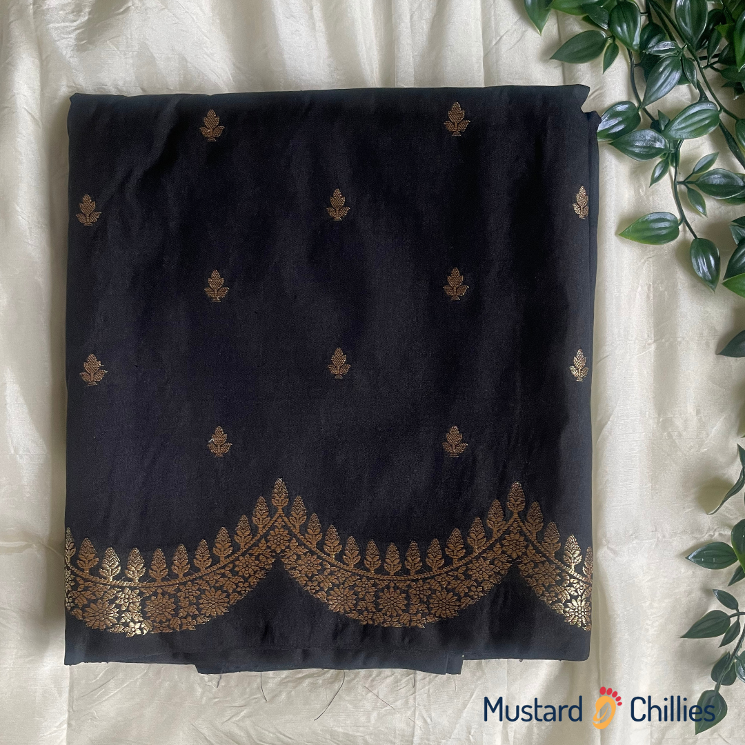 Khadi Silk Saree (Black) and Blouse Piece