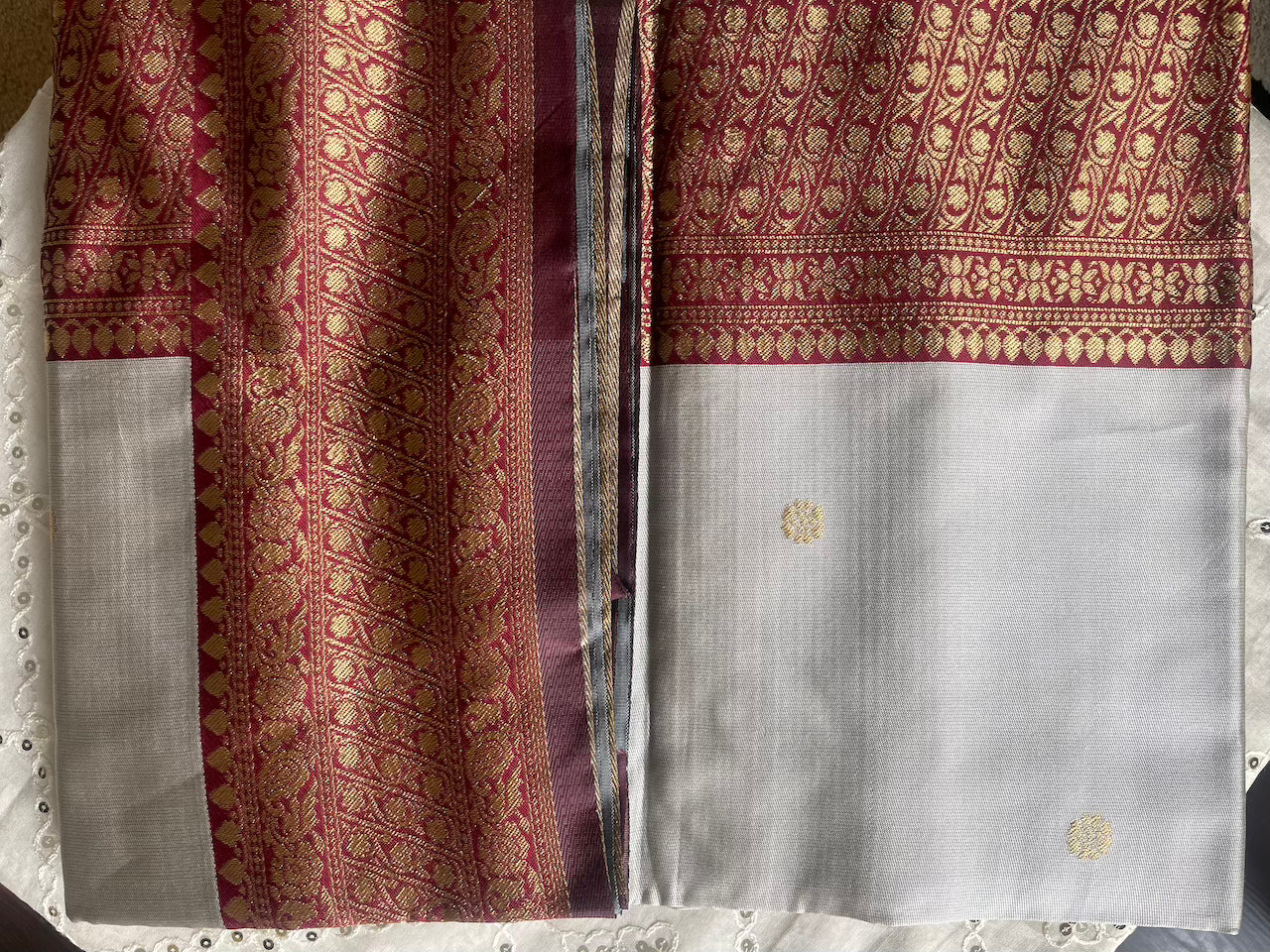 Soft Silk Kanchipuram Saree (Grey + Maroon) and Blouse Piece